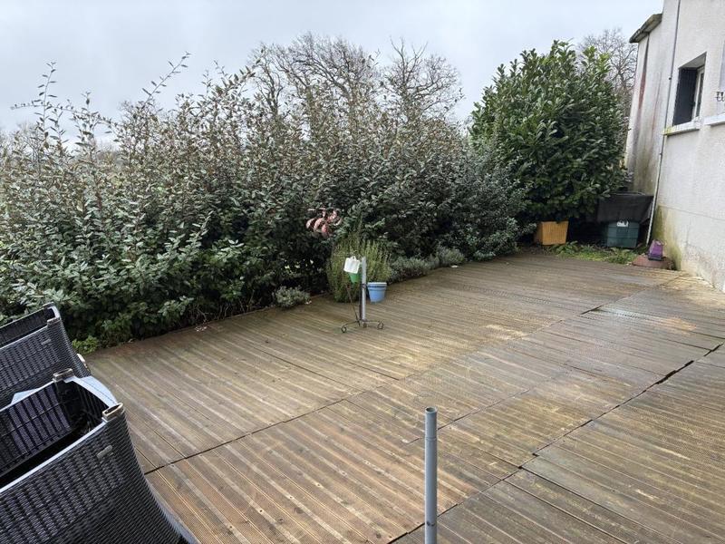 Demeure - 200 m² - 9 pièces