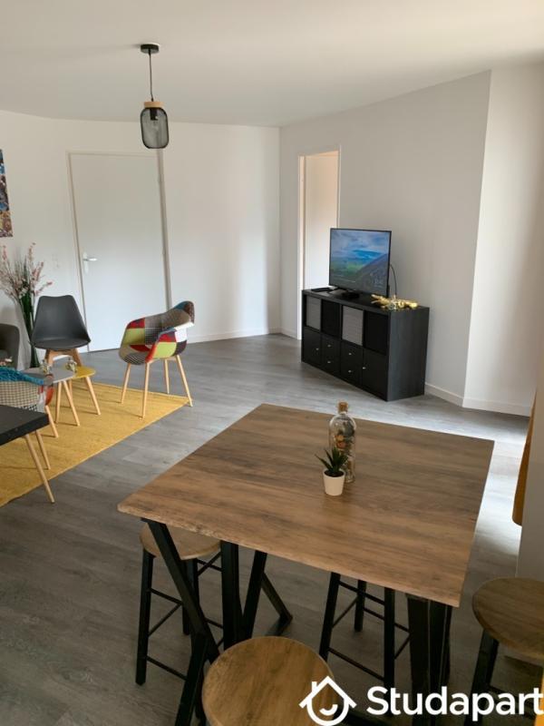 Chambre - 12 m² - 1 pièce