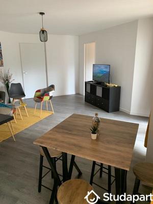 Chambre - 12 m² - 1 pièce