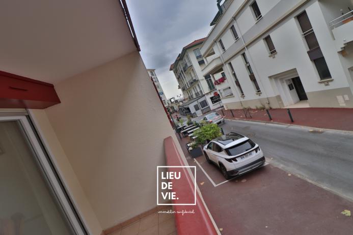 Appartement ancien - 62 m² - 3 pièces