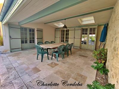 Maison - 293 m² - 8 pièces