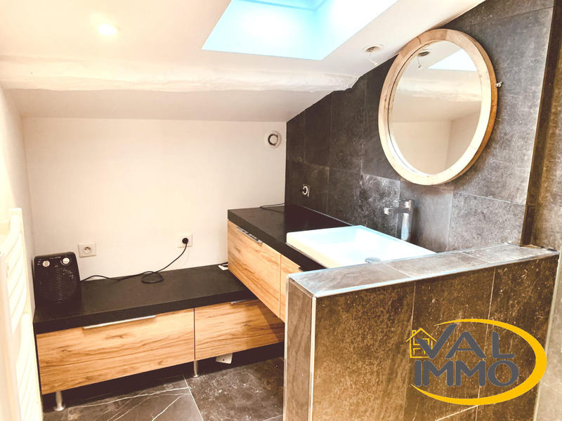 Appartement - 70 m² - 3 pièces