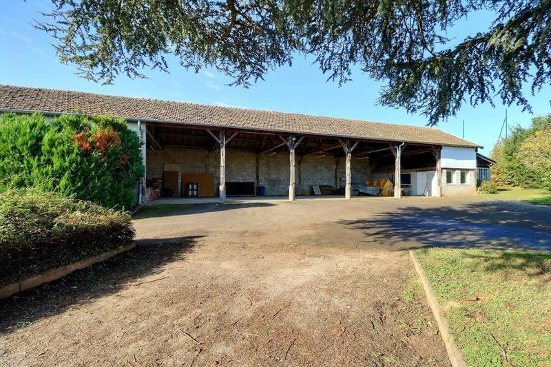 Maison - 184 m² - 8 pièces