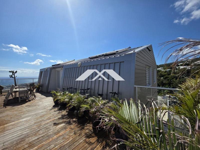 Loft - 123 m² - 4 pièces