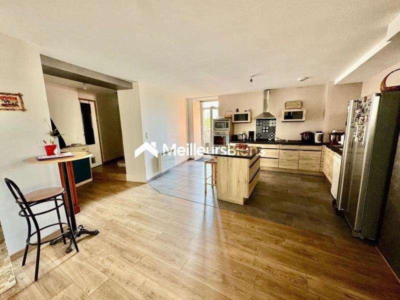 Maison - 127 m² - 5 pièces