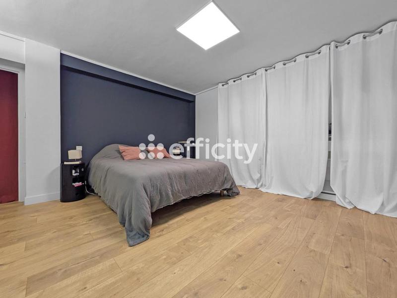 Appartement - 95 m² - 3 pièces