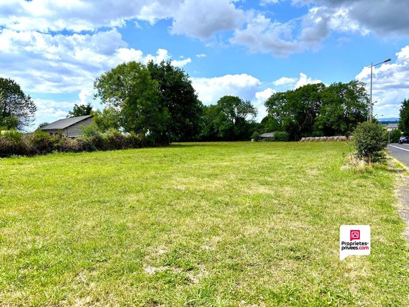 Terrain constructible - 3 293 m²