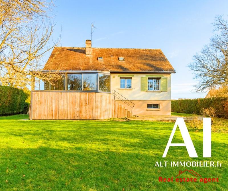 Maison - 140 m² - 8 pièces