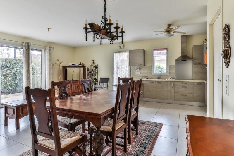 Appartement - 75 m² - 3 pièces