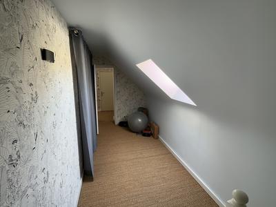 Maison - 201 m² - 7 pièces