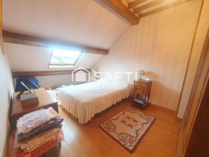 Maison - 227 m² - 9 pièces