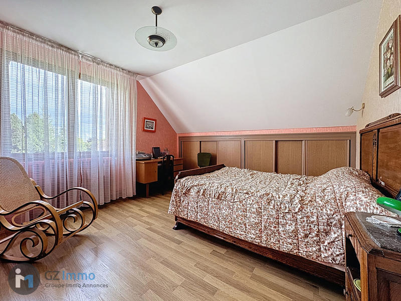 Maison - 137 m² - 6 pièces