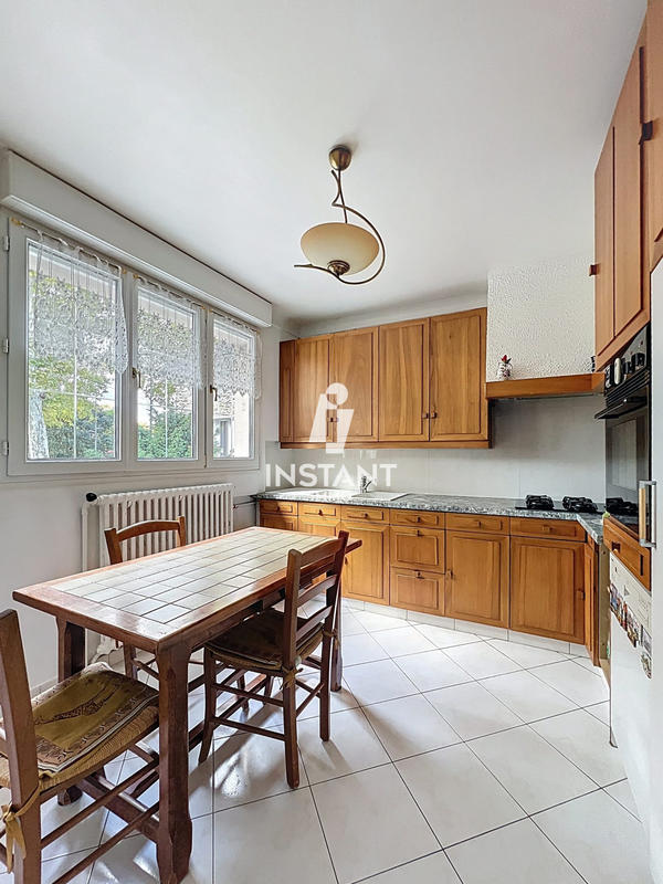 Maison - 158 m² - 7 pièces