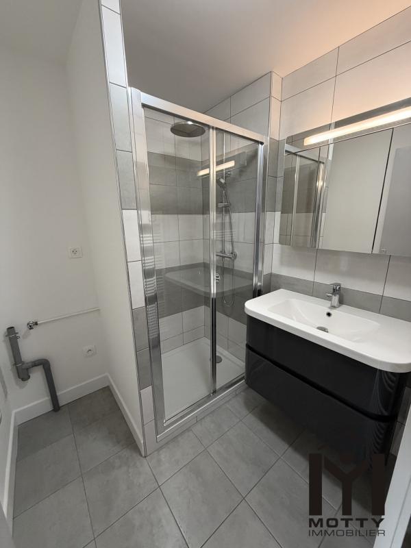 Appartement - 65 m² - 4 pièces