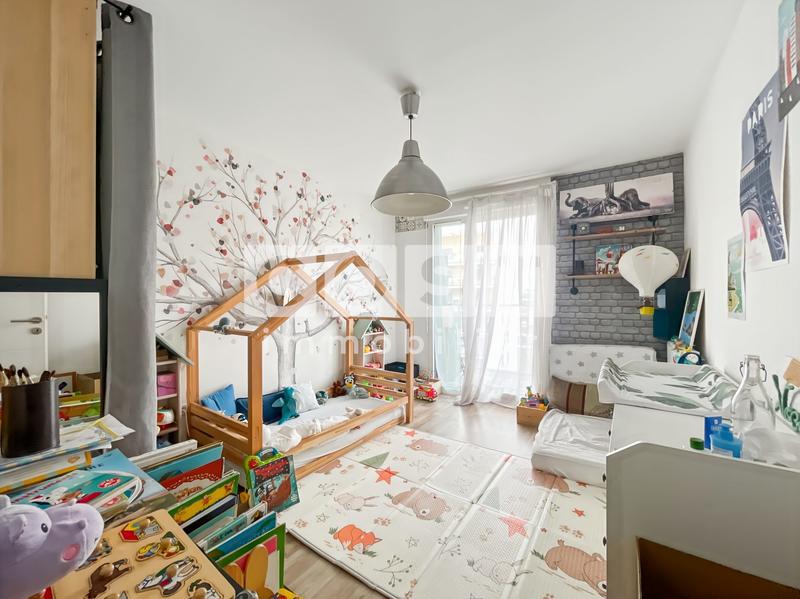 Appartement - 107 m² - 4 pièces