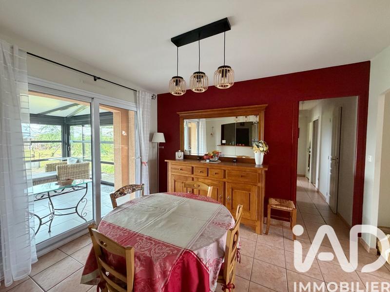 Maison - 163 m² - 5 pièces