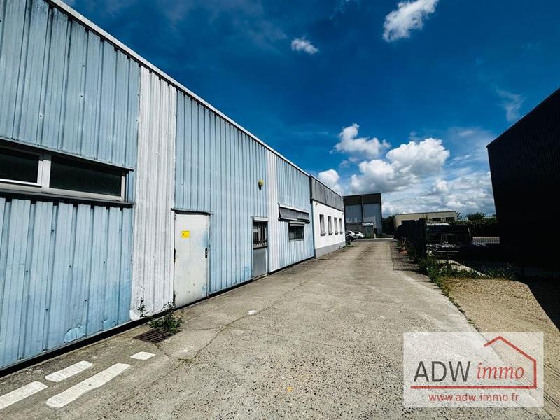 Local d'activités - 900 m²