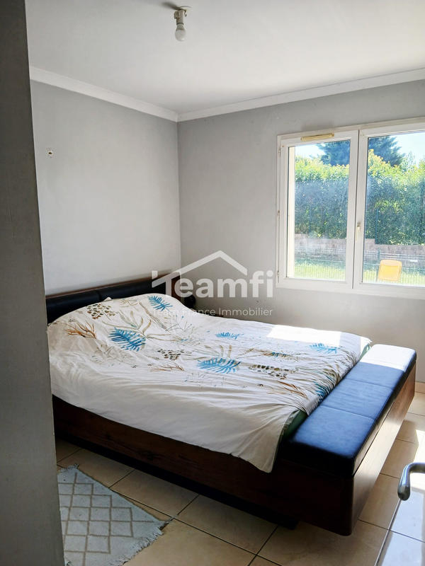 Maison traditionnelle - 160 m² - 6 pièces