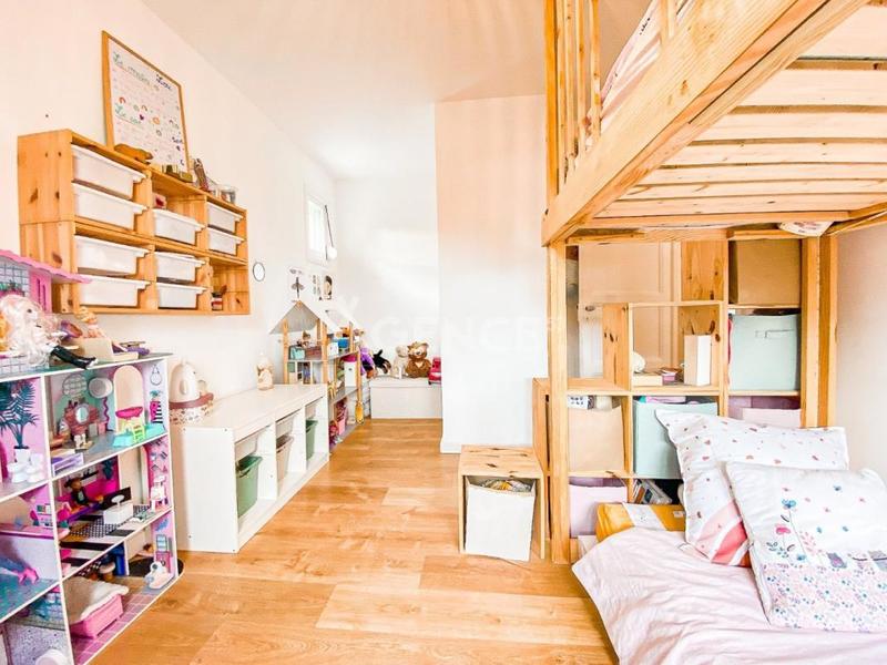 Maison - 98 m² - 5 pièces