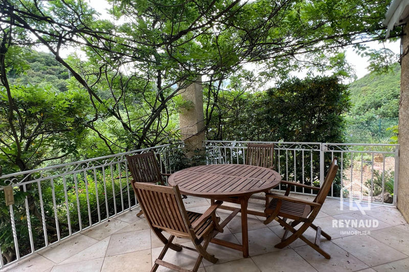 Villa - 146 m² - 6 pièces