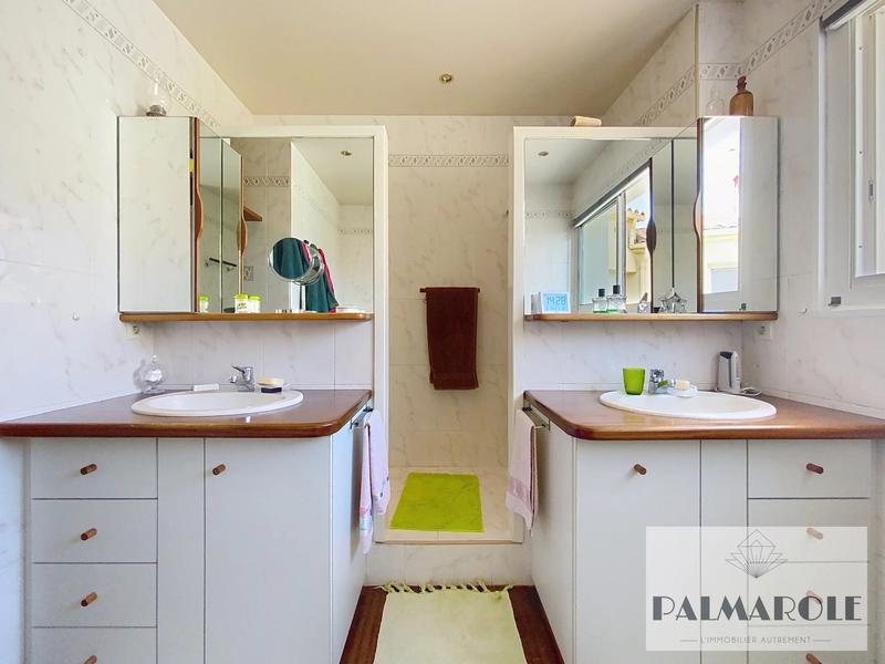 Maison de ville - 228 m² - 6 pièces