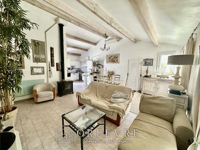 Maison - 102 m² - 5 pièces