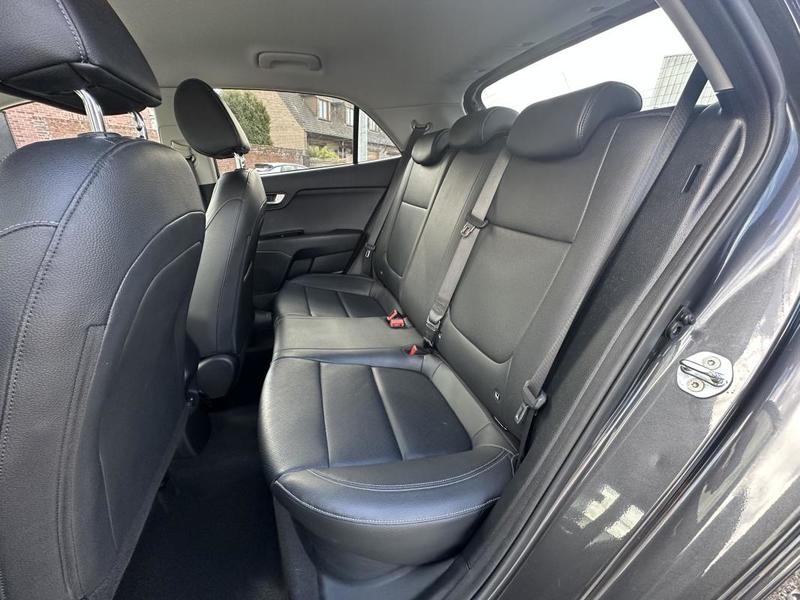 Kia Rio 1.0 t-GDi 100cv Bvm6 Premium - CarPlay, Caméra, Cuir, Keyless