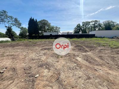 Terrain constructible - 672 m²