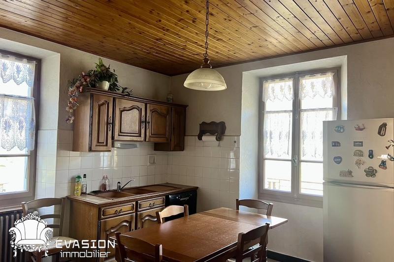 Maison ancienne - 166 m² - 6 pièces