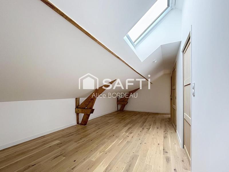 Maison - 181 m² - 5 pièces