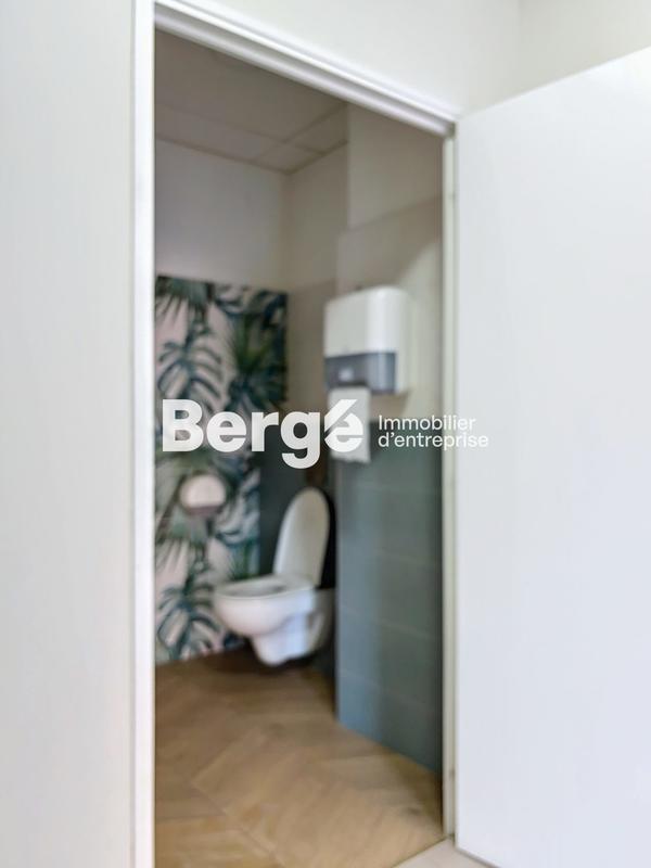 Local commercial - 394 m²