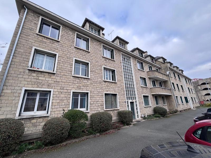 Appartement - 82 m² - 4 pièces