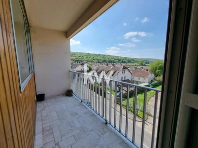 Appartement - 82 m² - 4 pièces