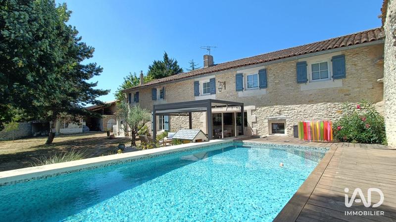 Maison - 193 m² - 6 pièces