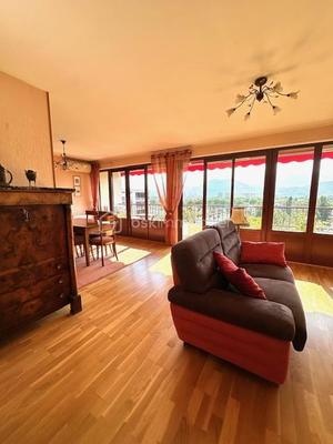 Appartement - 103 m² - 5 pièces