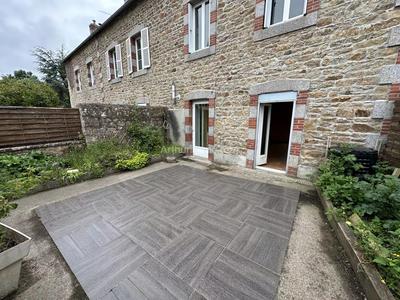 Maison - 89 m² - 5 pièces