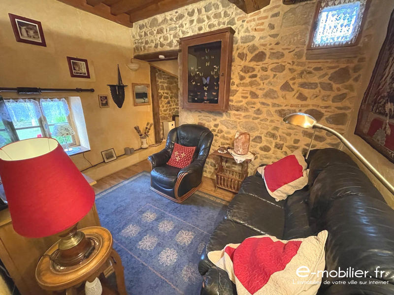 Maison - 184 m² - 8 pièces