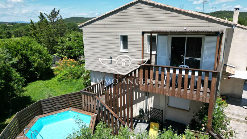 Maison - 206 m² - 9 pièces