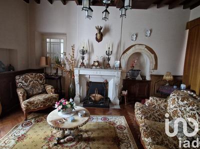 Maison - 208 m² - 7 pièces