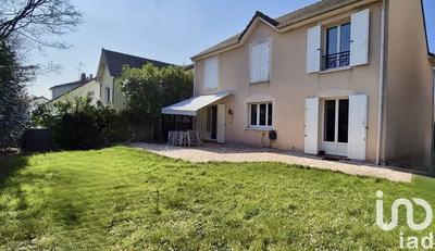 Maison - 157 m² - 7 pièces