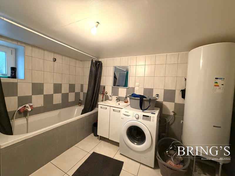 Maison - 80 m² - 5 pièces