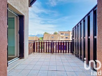 Duplex - 93 m² - 4 pièces