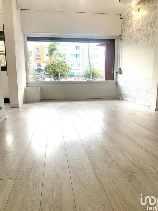 Local commercial - 121 m²