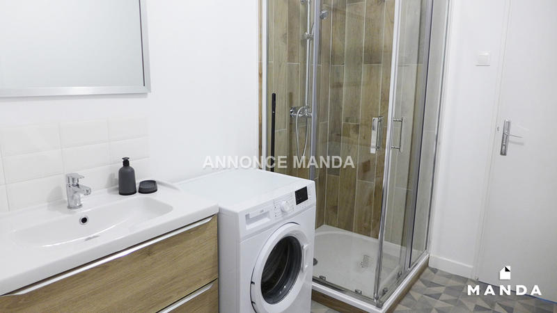 Chambre - 10 m² - 6 pièces