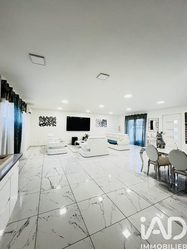 Maison - 135 m² - 5 pièces