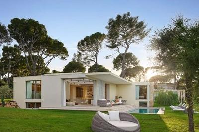 Villa - 330 m² - 7 pièces