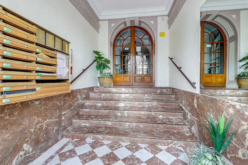 Appartement - 93 m² - 5 pièces