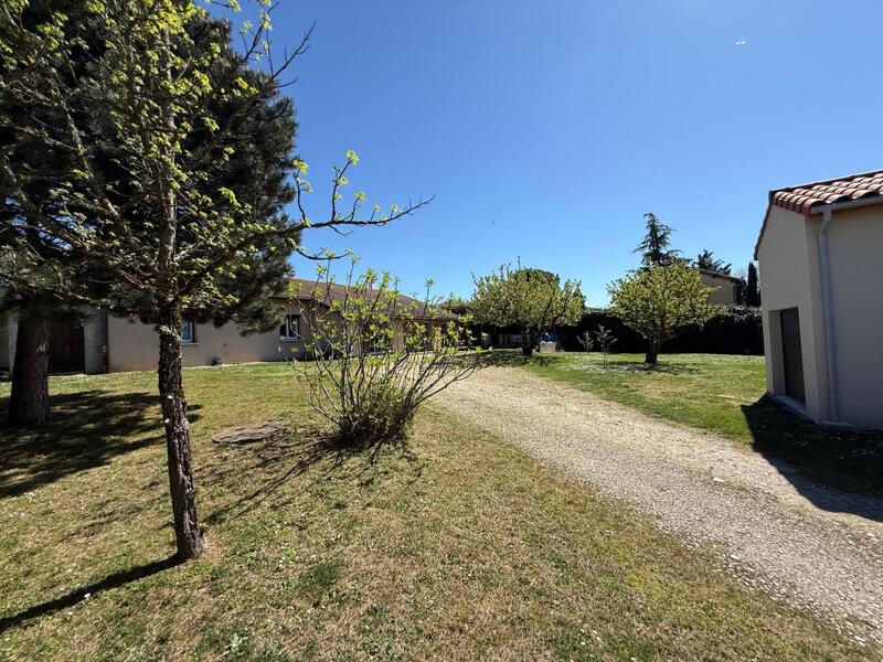 Maison - 144 m² - 4 pièces