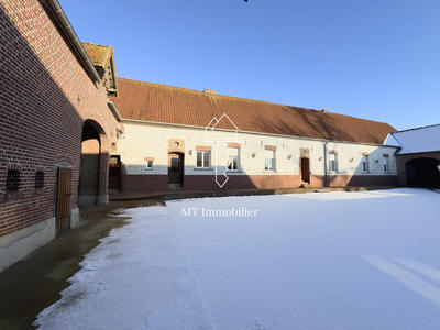 Maison - 257 m² - 10 pièces