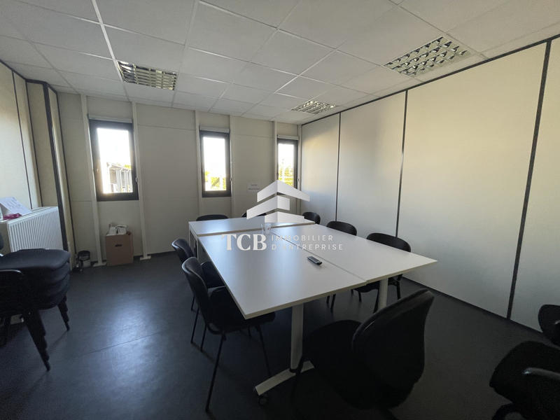 Bureau - 520 m²